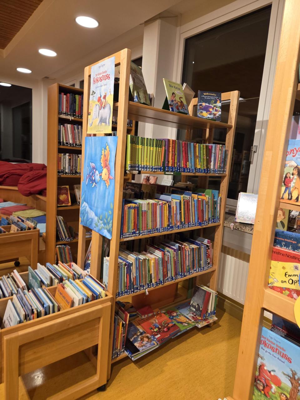 Foto Bücherregal Kinder