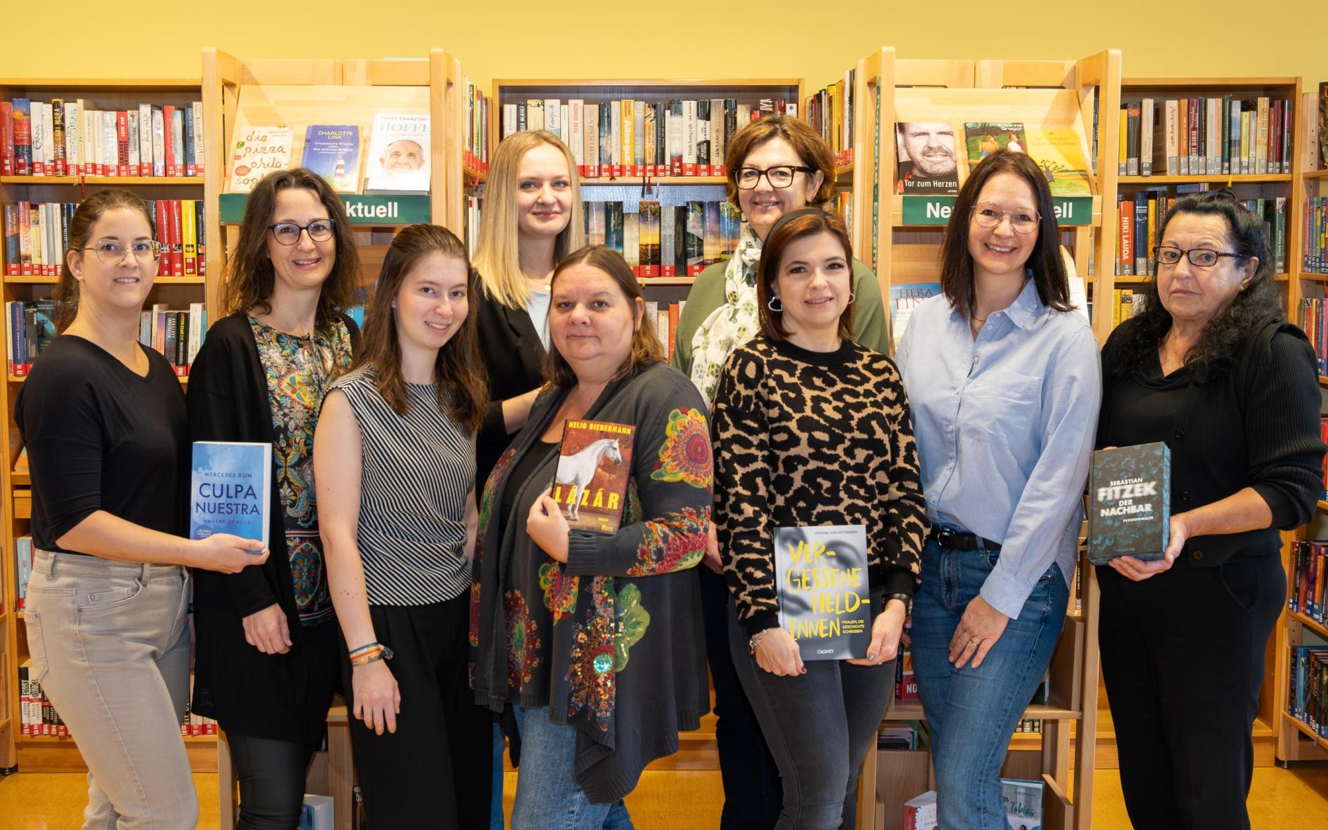 Foto des Büchereiteams